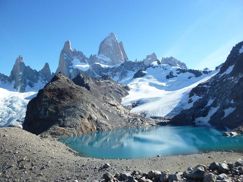 Laguna de los Tres aos pés do Fitz Roy, a trilha mais famosa de El Chaltén